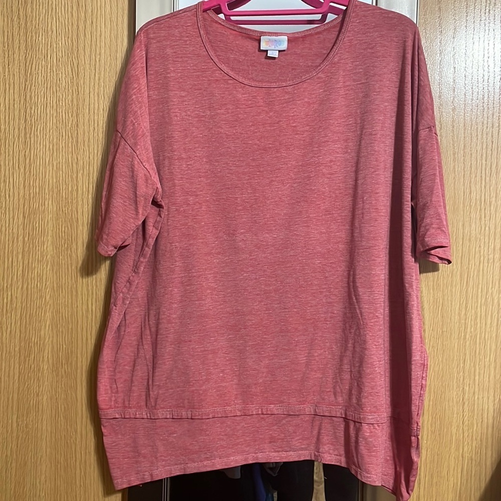 LuLaRoe Large Red short sleeve shirt with 2 tier bottom and round neck